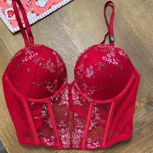 Elegant Victoria’s Secret Red Floral Lace Bustier